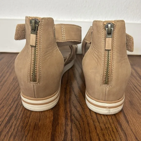 Eileen Fisher Tan Leather Wedge Sandals Sally Wedges, Sz 10 - Picture 6 of 12